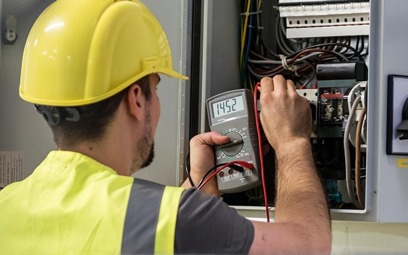 Deep learning-based entity extraction for Swiss-Swedish heavy electrical equipment company